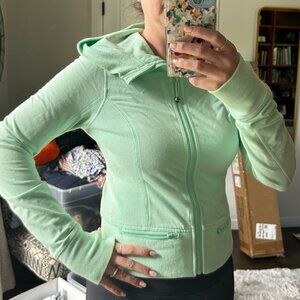 lululemon Zipped Hoodie Size 6 - mint!